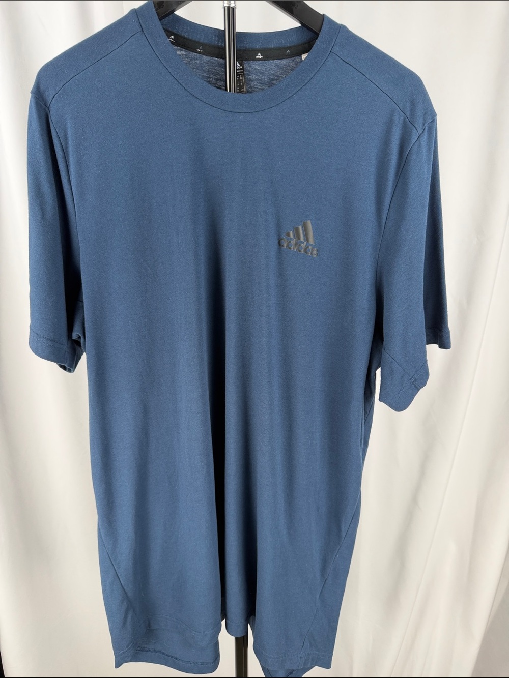 adidas Men's Blue Short-Sleeve Performance Tee